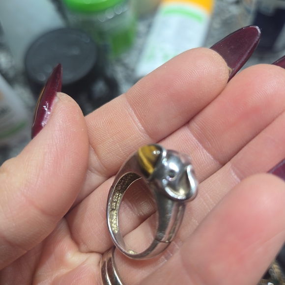 Silver Elephant Ring - Picture 2 of 5